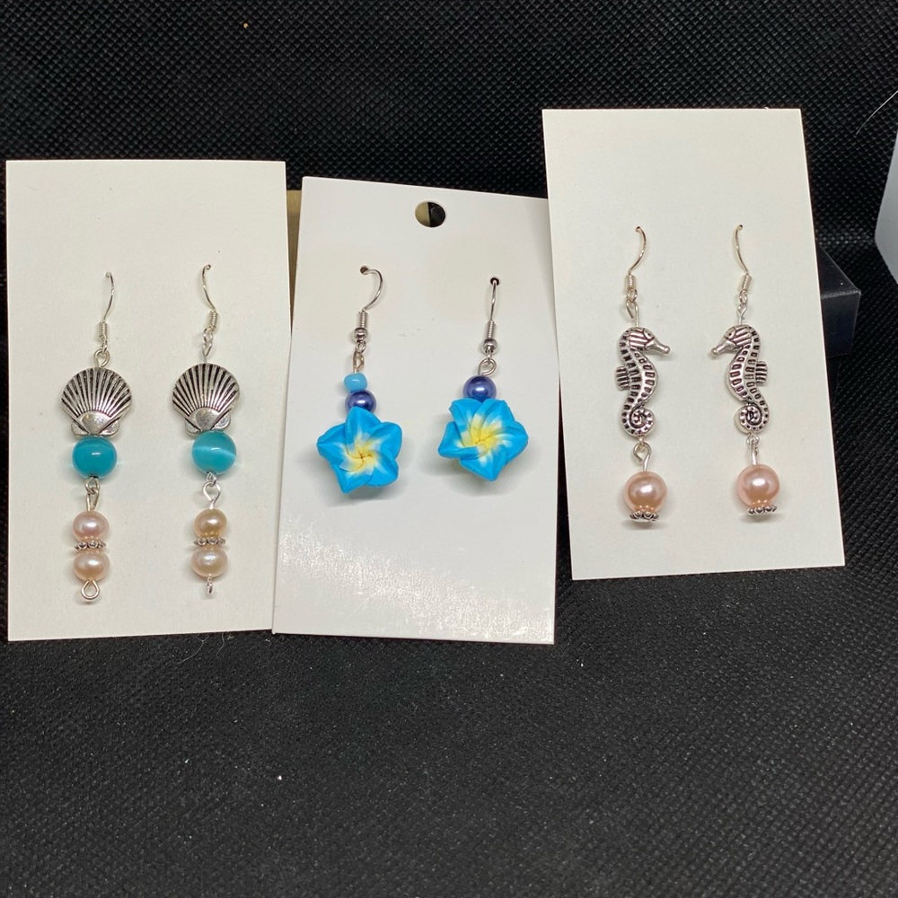Silver Seahorse and Blue Floral Earrings Set
